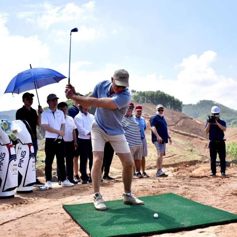 Văn Lang Empire Golf Club Văn Lang Empire Golf Club